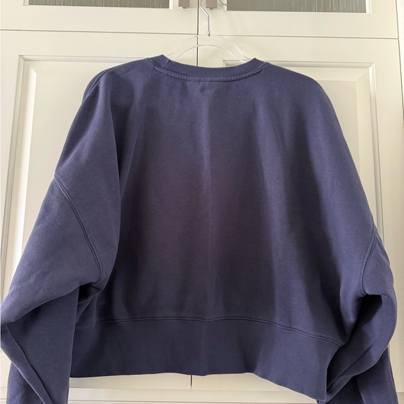 Adidas Essentials Crew Sweatshirt Size Small - Picture 2 of 2